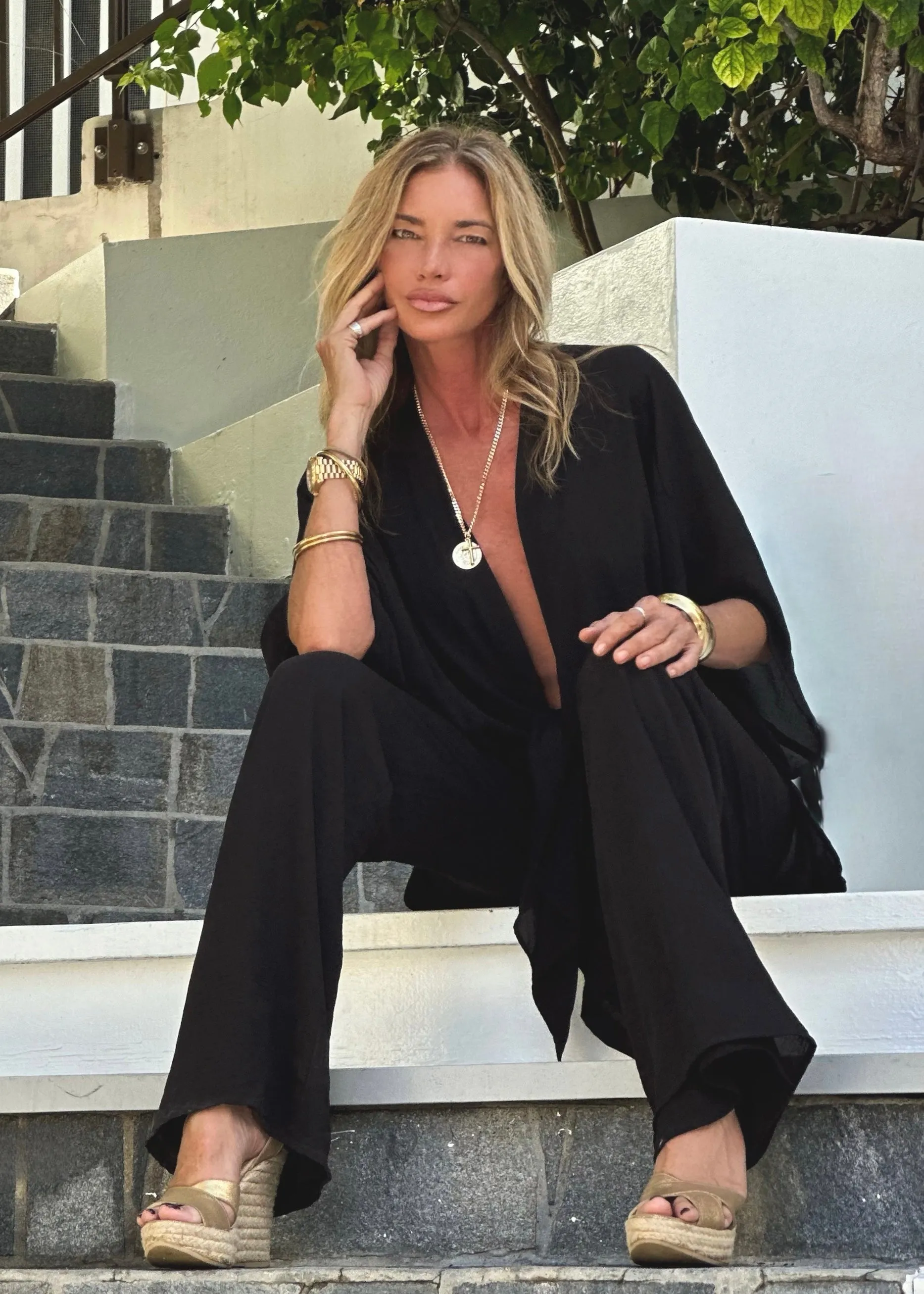 Kate Throw Black (Chiffon)