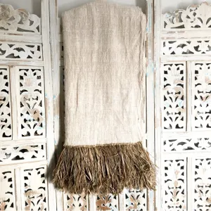 Nakoa Throw