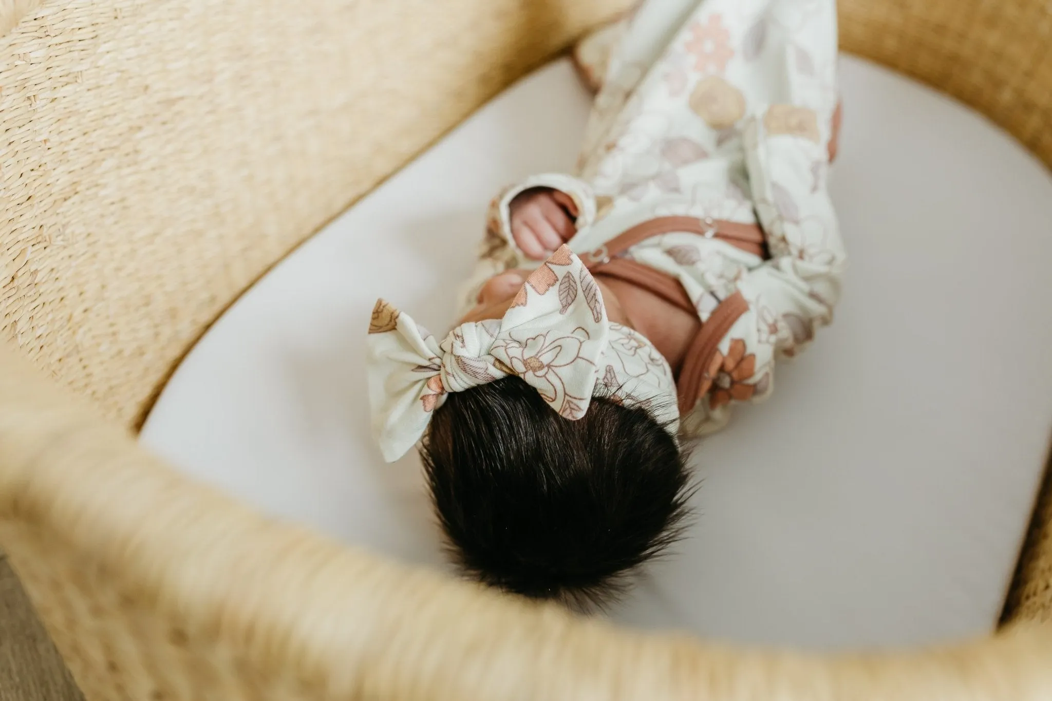 Newborn Knotted Gown - Ferra