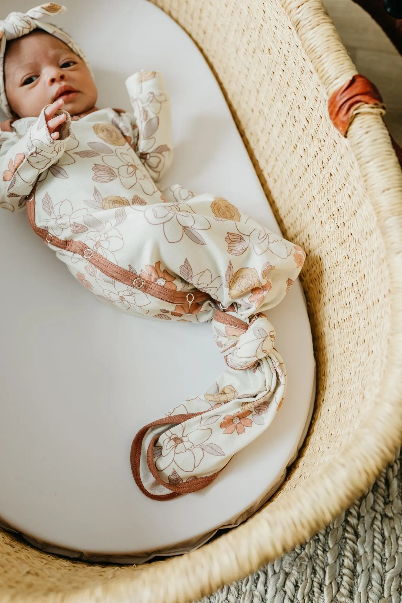 Newborn Knotted Gown - Ferra