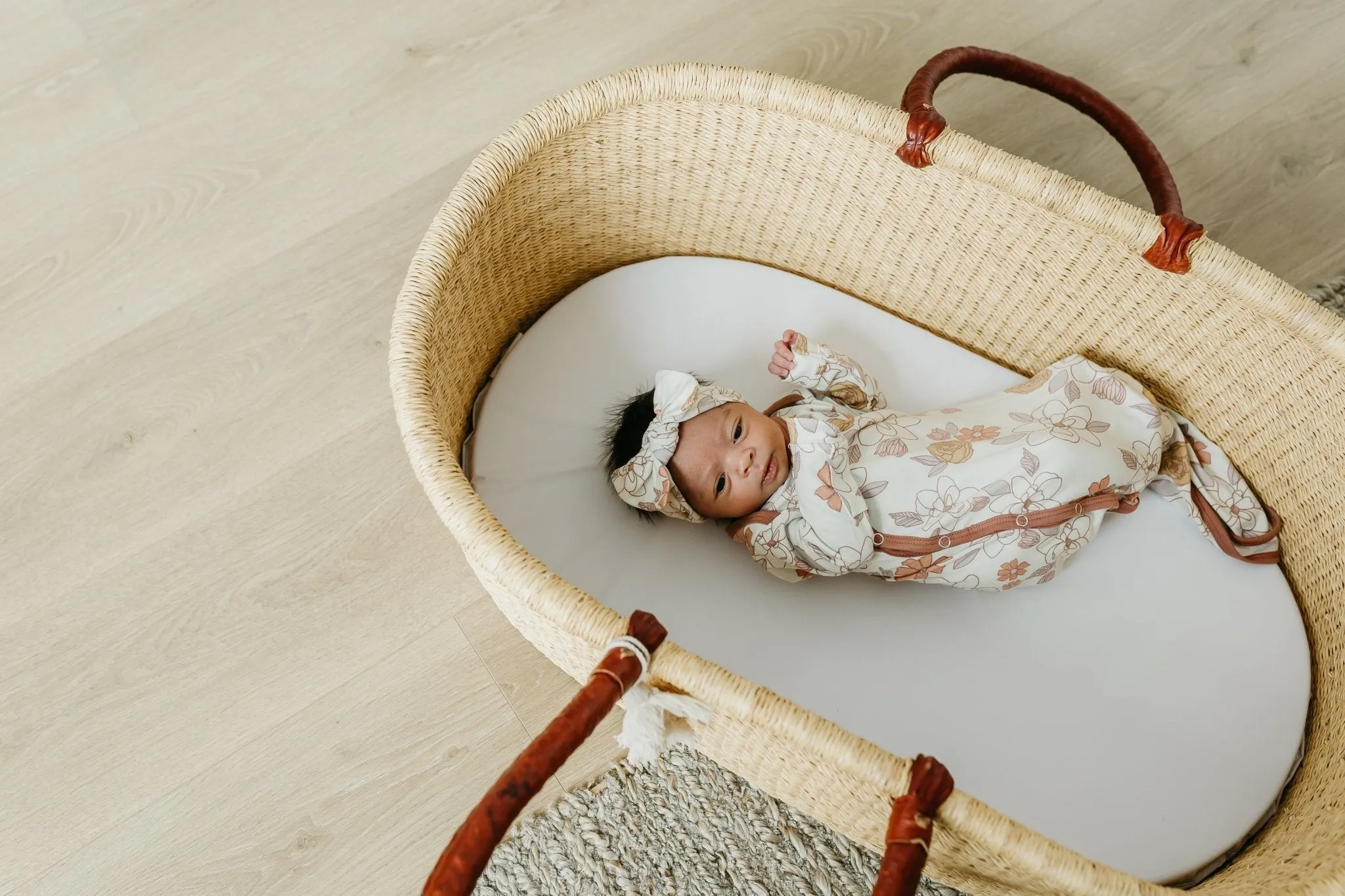 Newborn Knotted Gown - Ferra