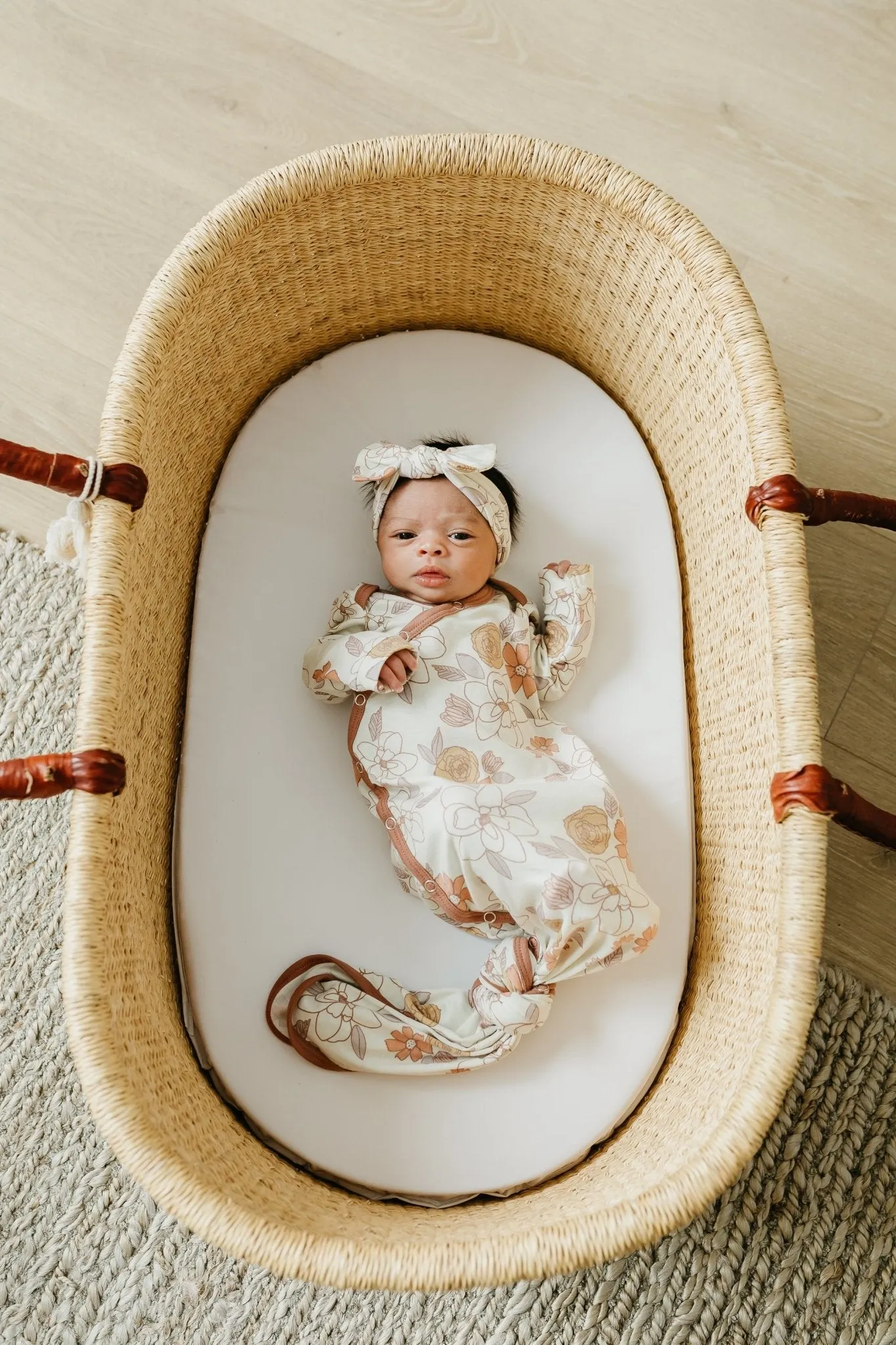 Newborn Knotted Gown - Ferra