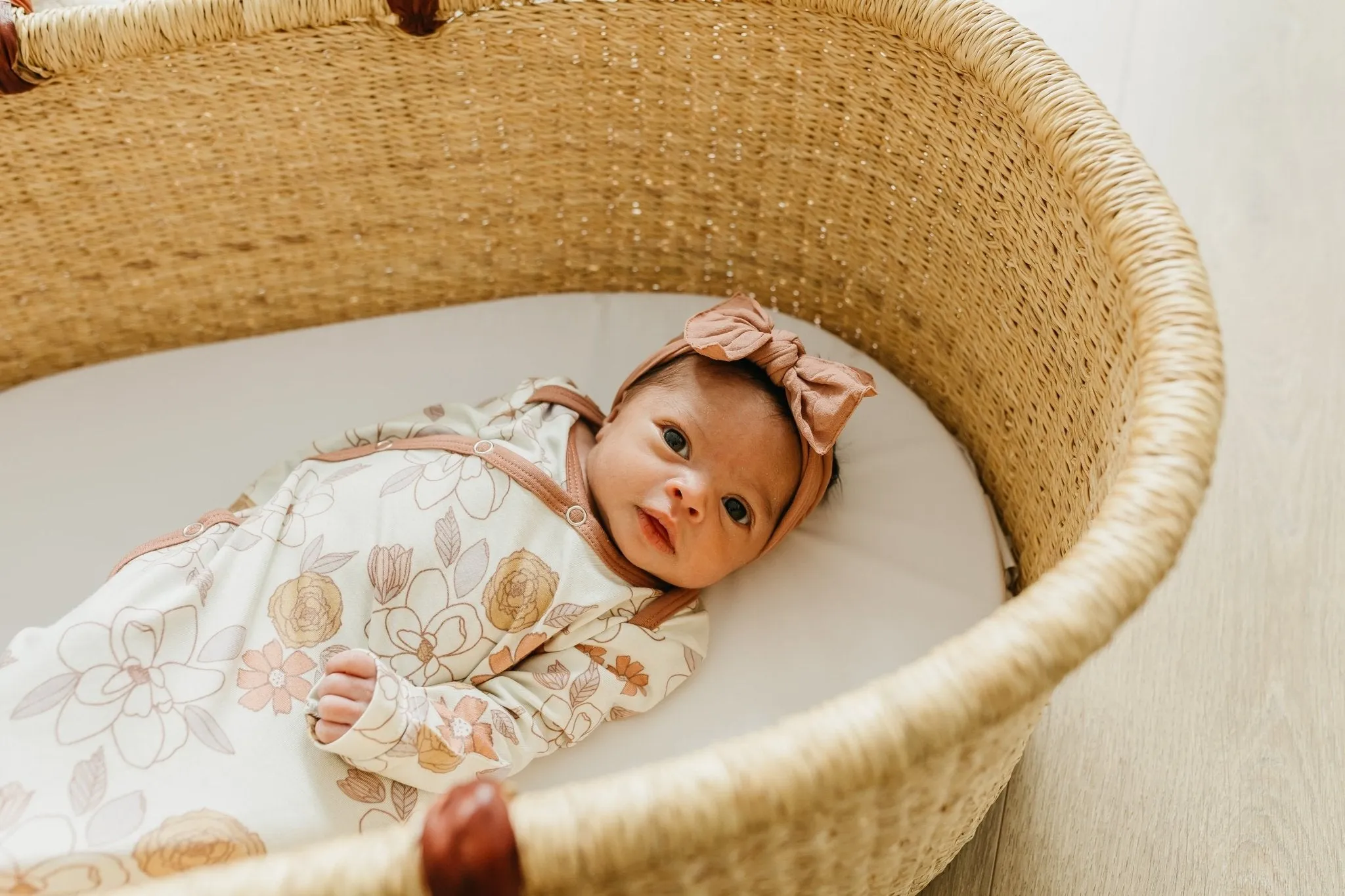 Newborn Knotted Gown - Ferra