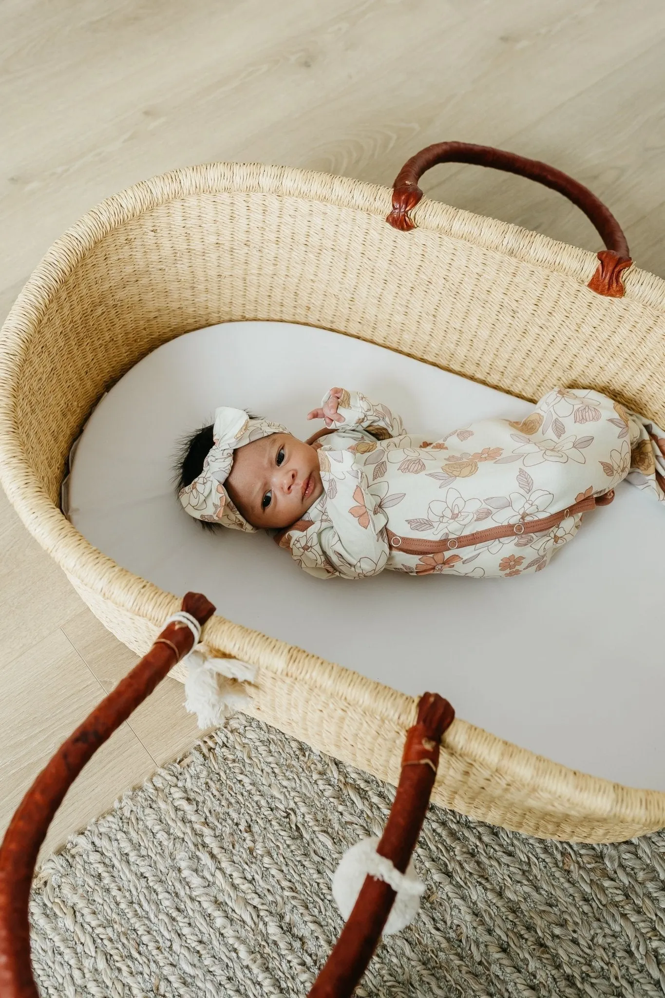 Newborn Knotted Gown - Ferra
