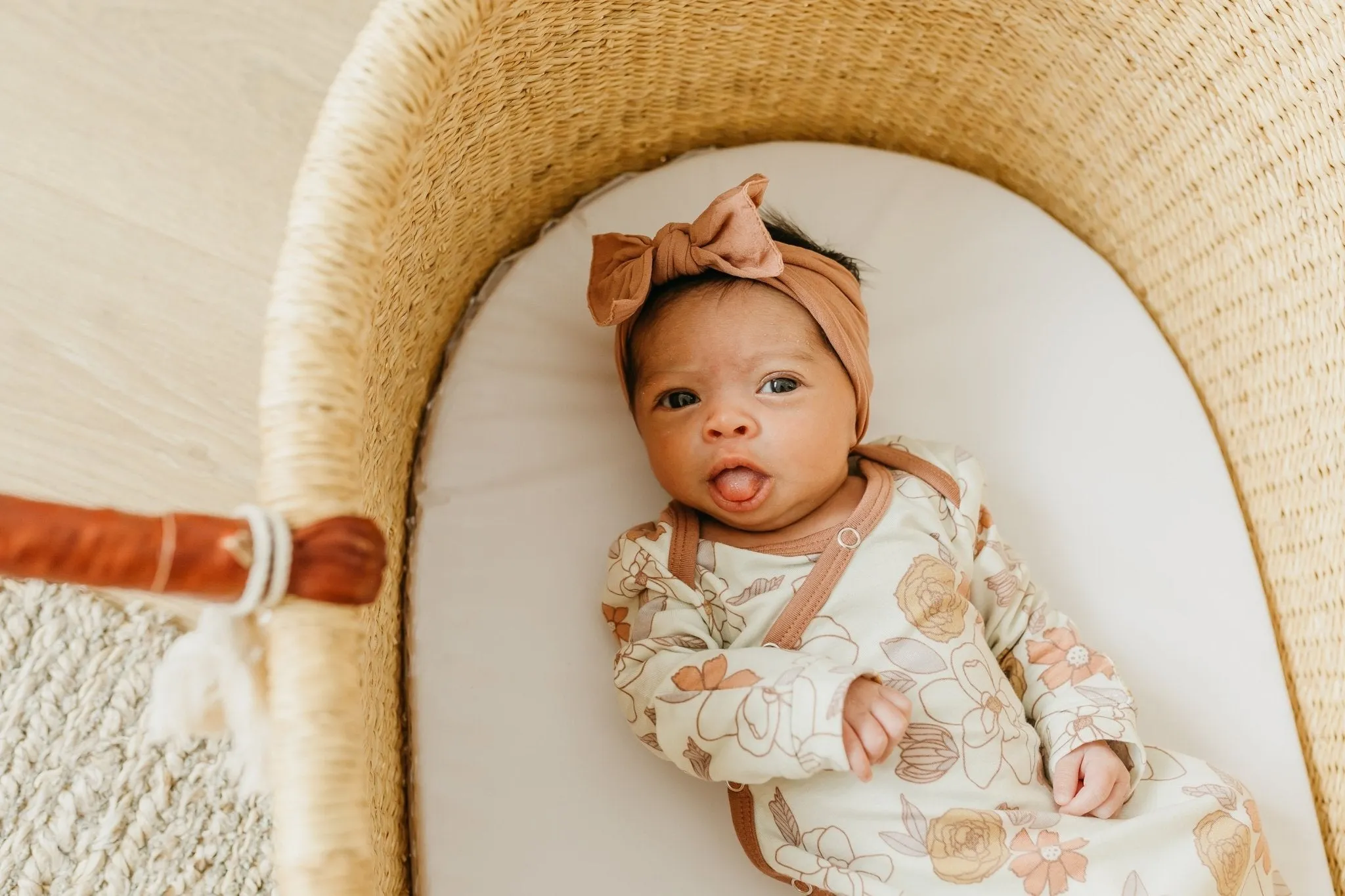 Newborn Knotted Gown - Ferra