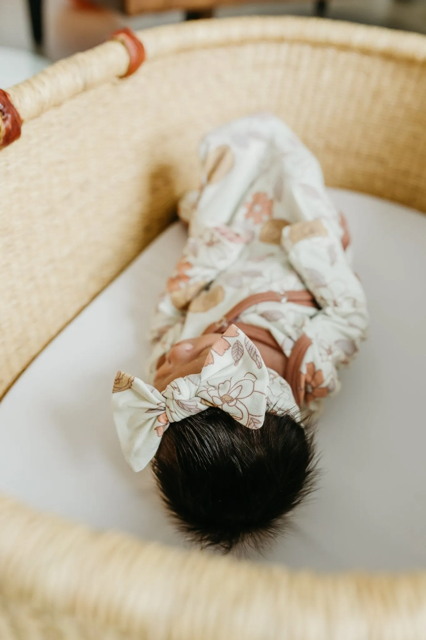 Newborn Knotted Gown - Ferra